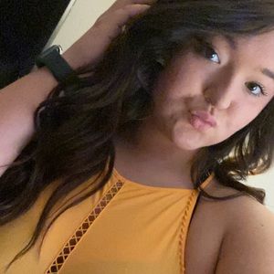 Meet your Posher, Leah